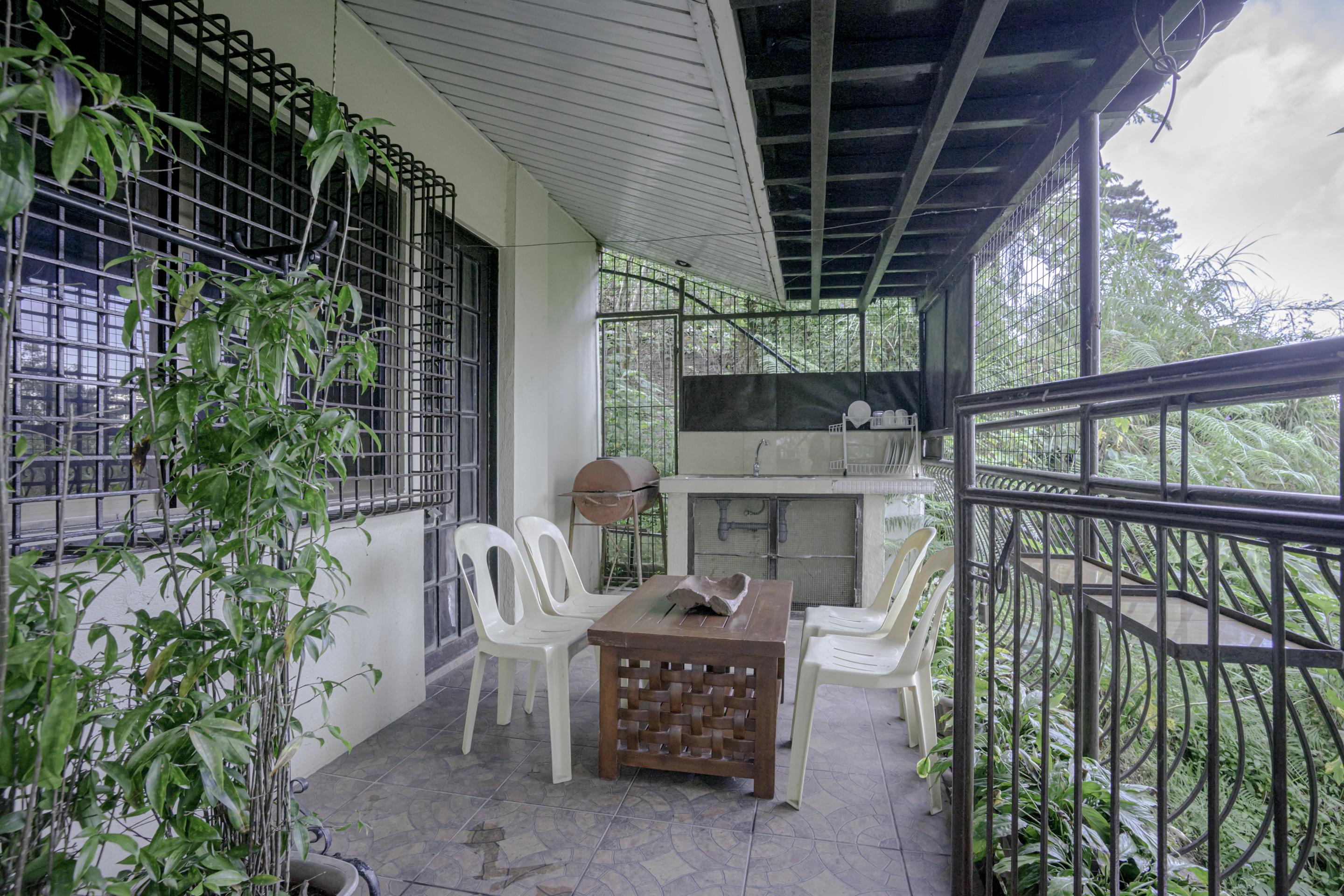 Oyo 760 Tiptop Vacation Homes Baguio City Exterior foto
